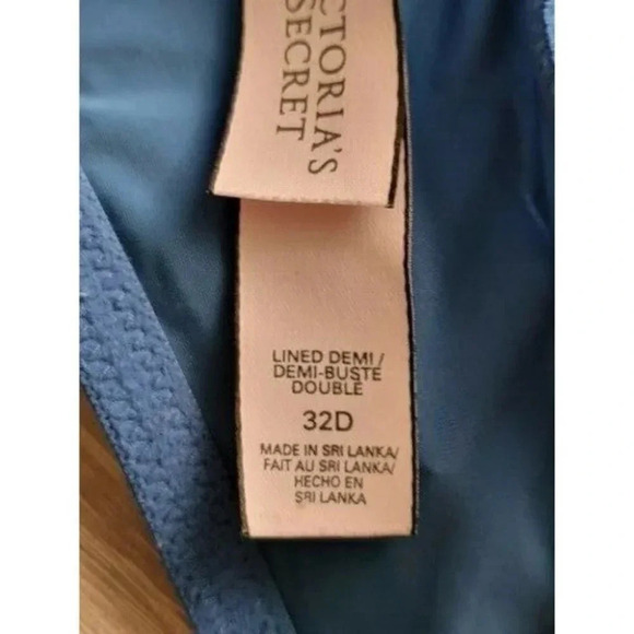 Victoria's secret lined Demi under wire front close racerback blue bra size 32D - Picture 5 of 6